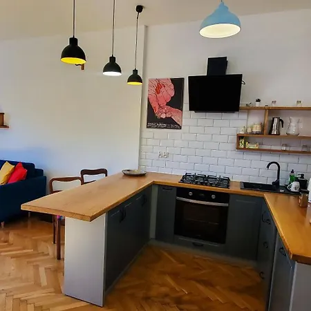 Апартаменты Old Town Parkview *